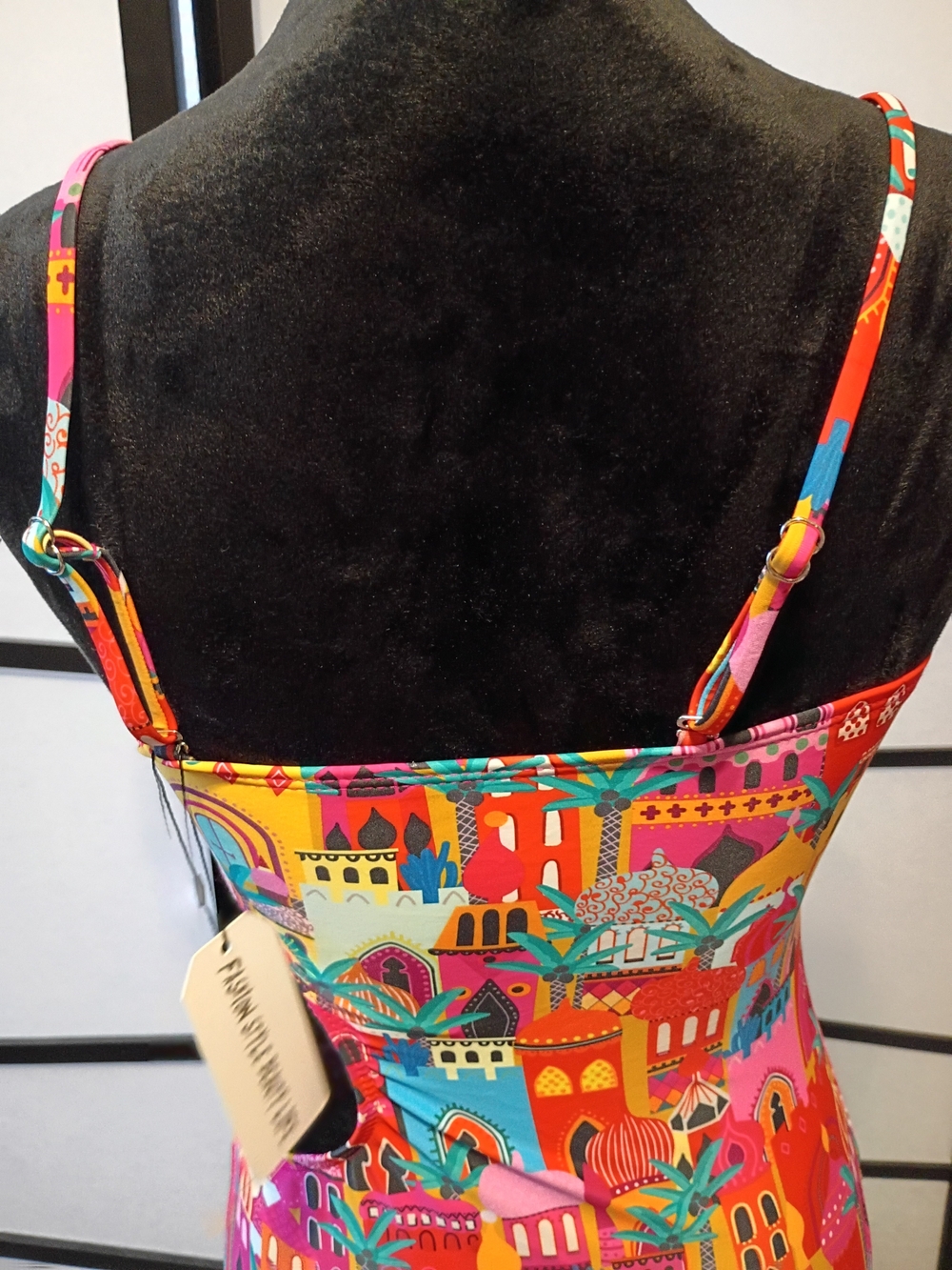 Multicolor One-Piece Swimsuit With Mediterranean Scenery - Picture 4 of 12